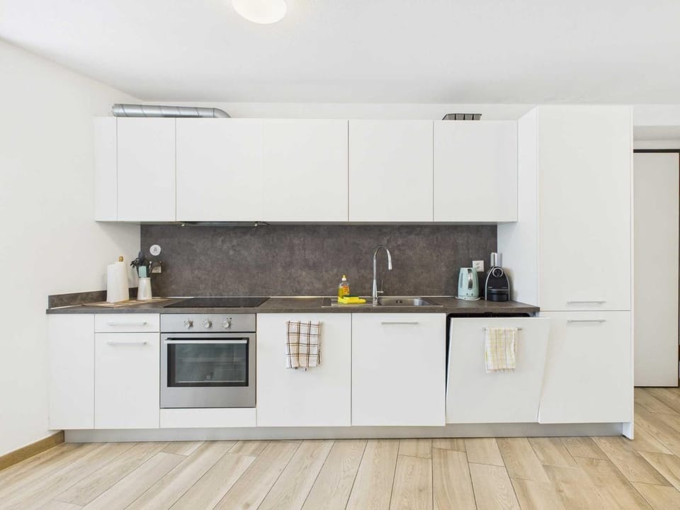 Kitchen or kitchenette, kitchen