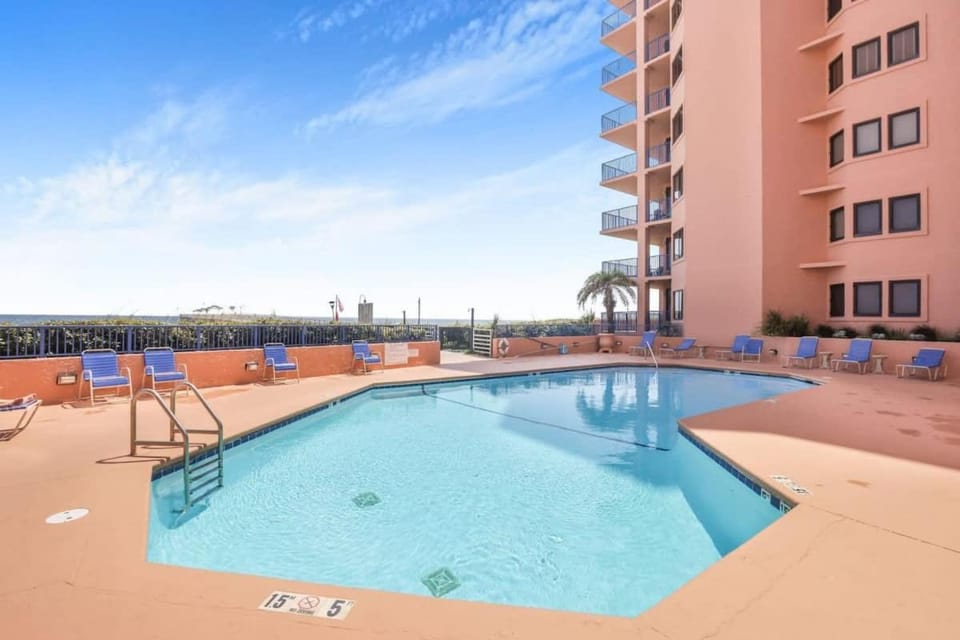 Four Seasons 402-E Private fishing pier House in Orange Beach