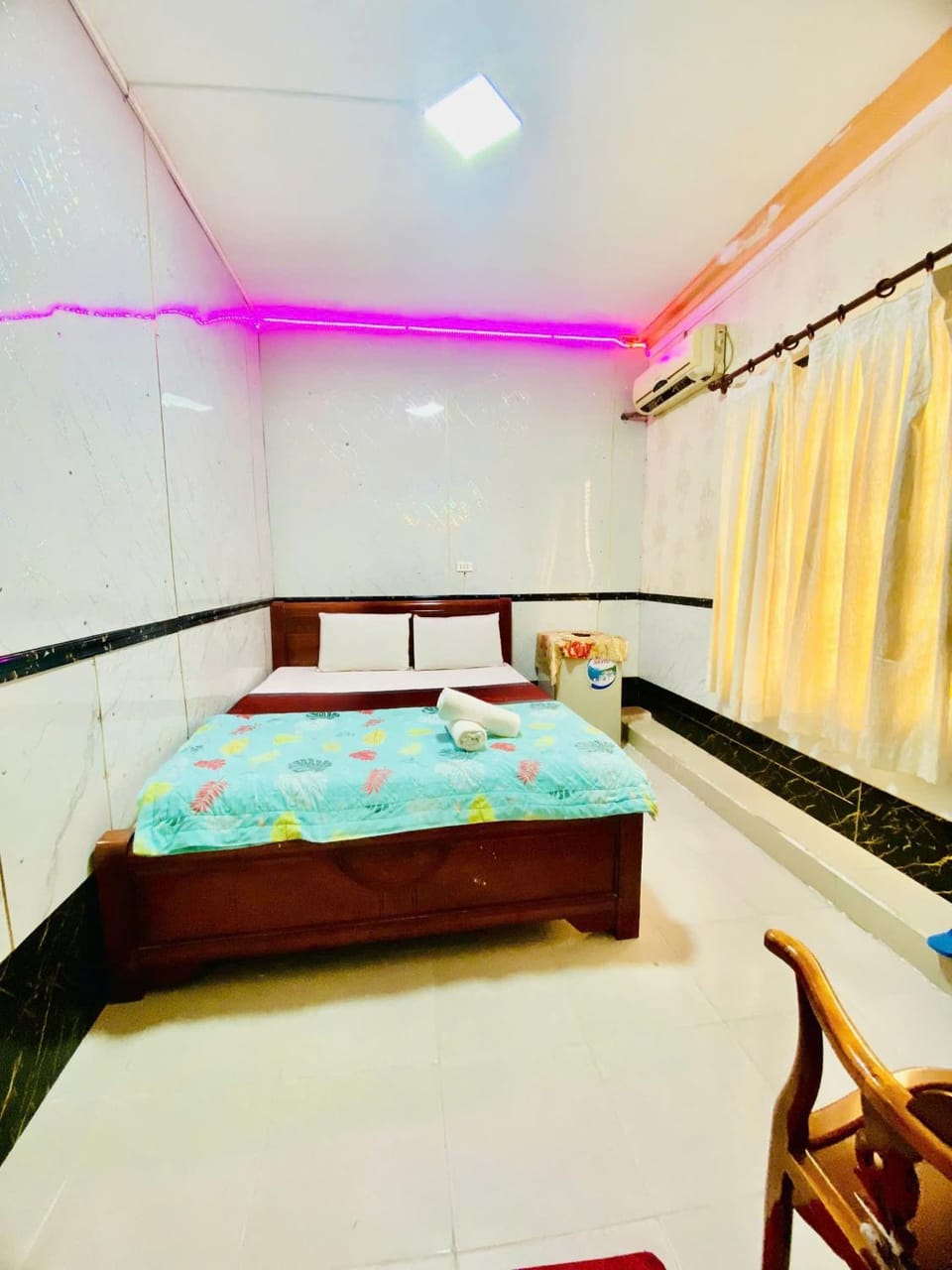 Khách sạn phúc lâm Hotel in Ho Chi Minh City