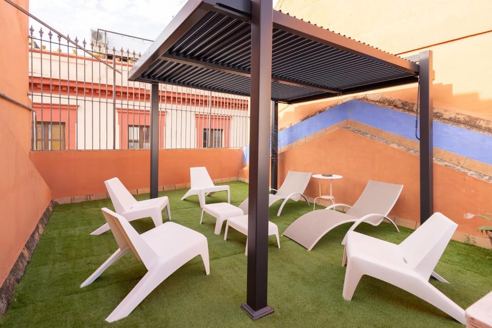 Quevedo Deluxe Duplex by Valcambre Apartment in Seville