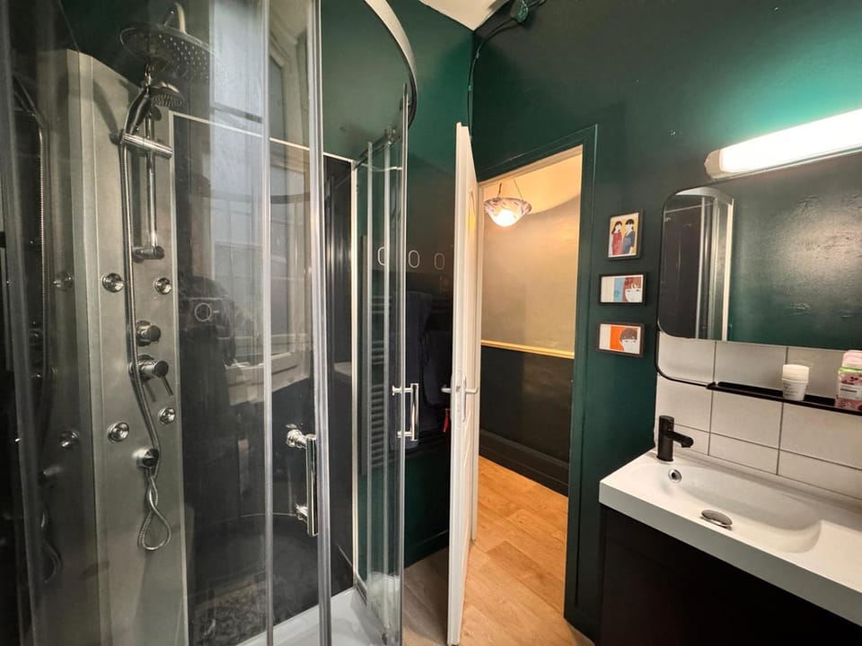 Logis Decaens Apartment in Caen