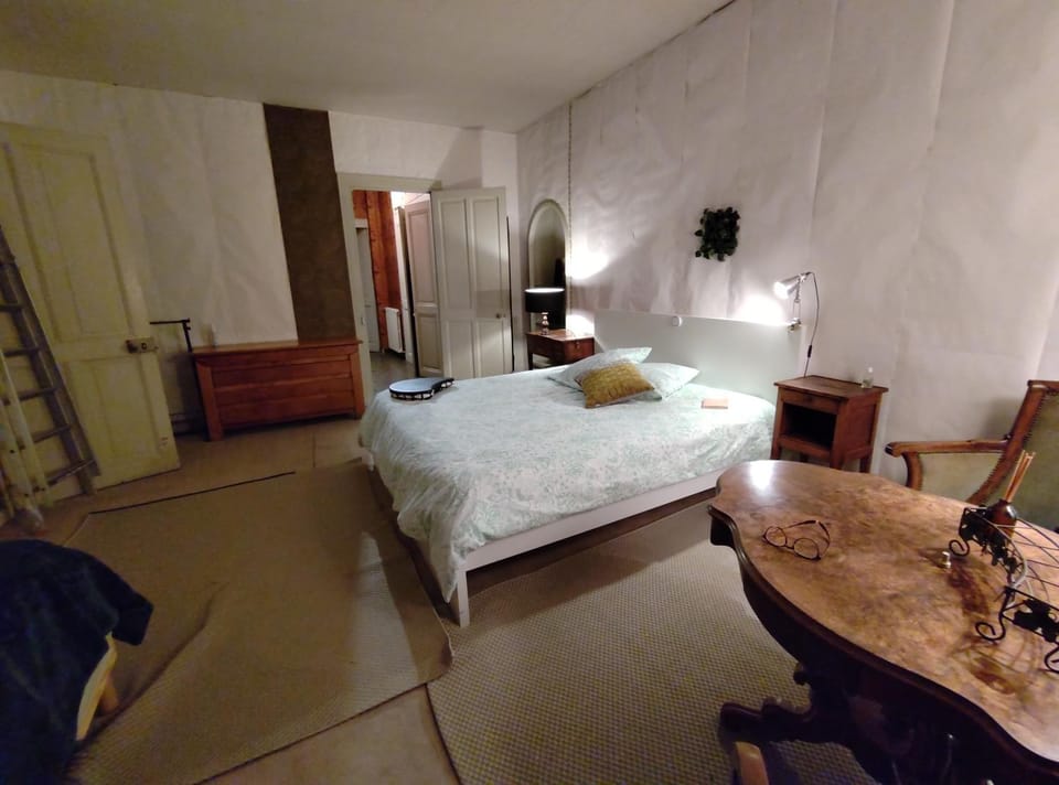 De la Maison Restau' à la Chambre en particulier Apartment hotel in Auvergne-Rhône-Alpes