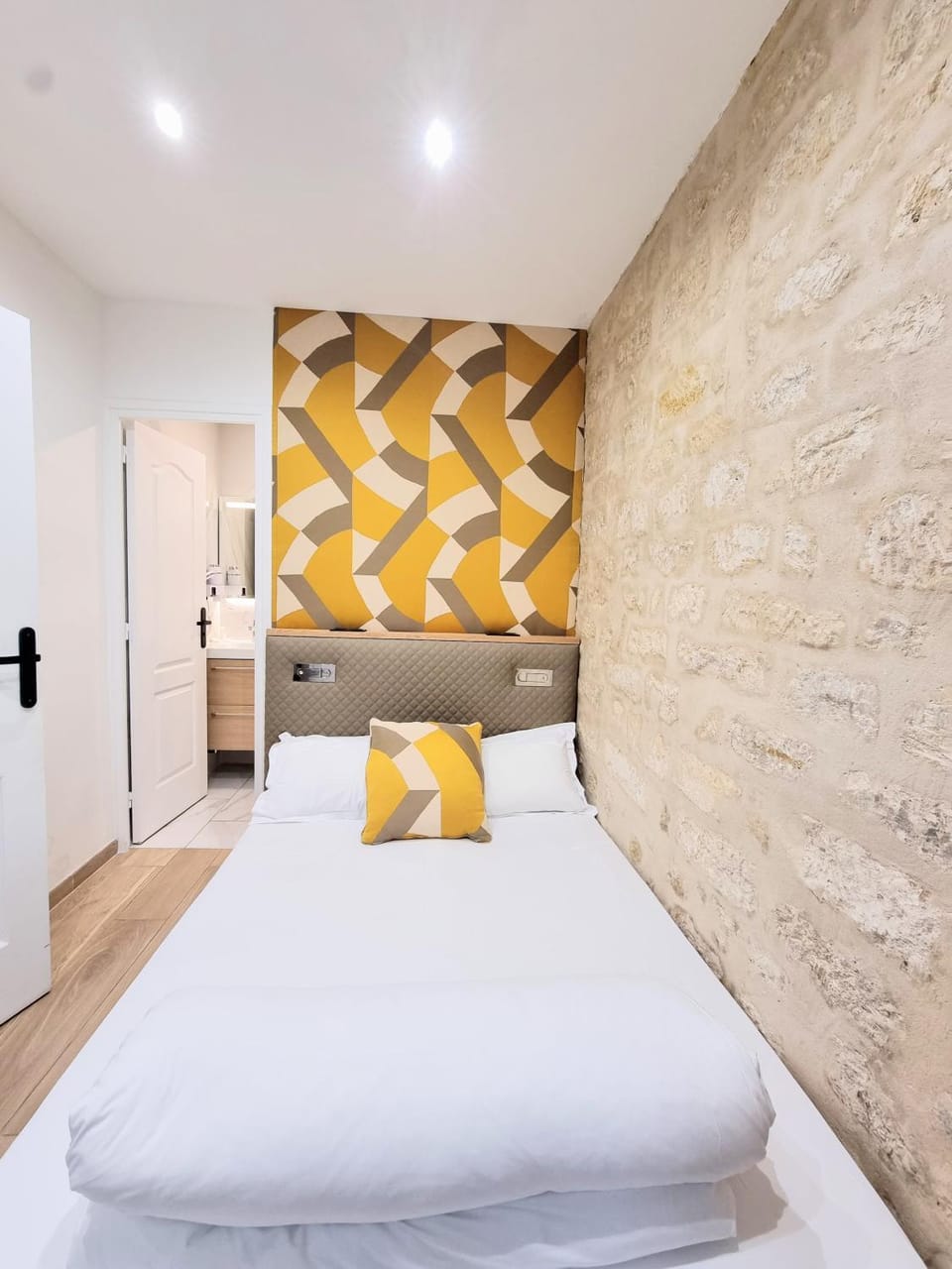 Marais Chatelet - Design & Trendy - 2 suites - 6pax Apartment in Paris
