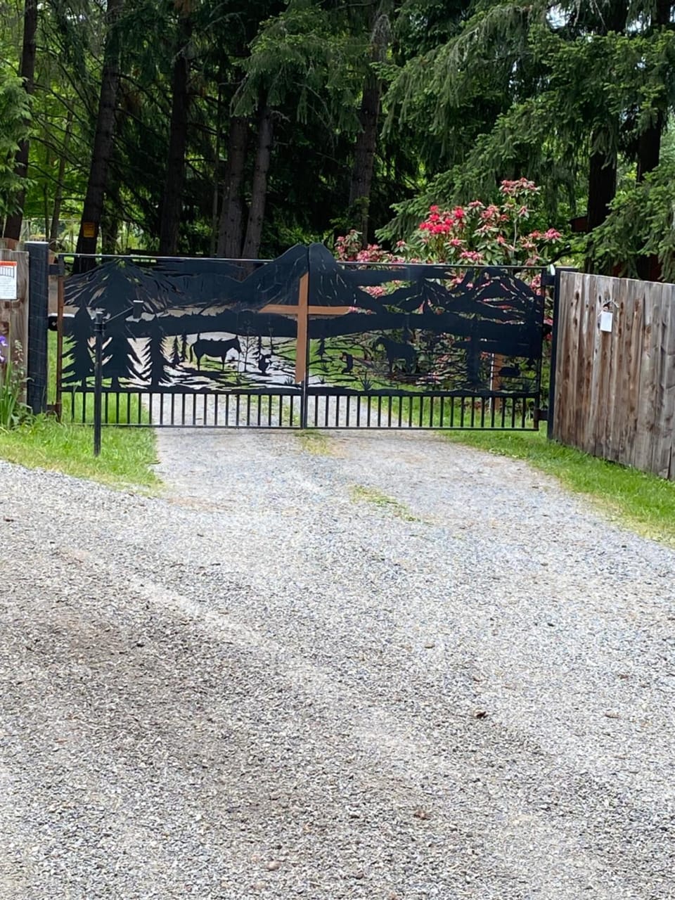 Rainier view farm stay cabin Cabin in Washington