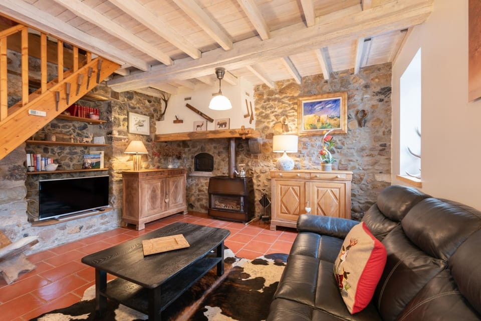 Property building, Living room