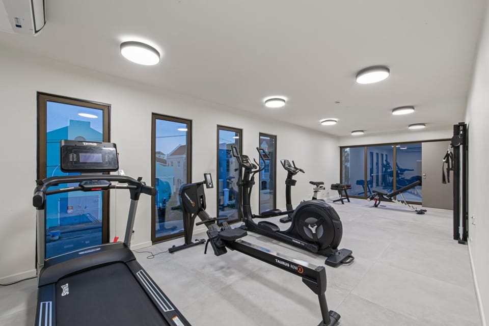 Property building, Fitness centre/facilities, air conditioner