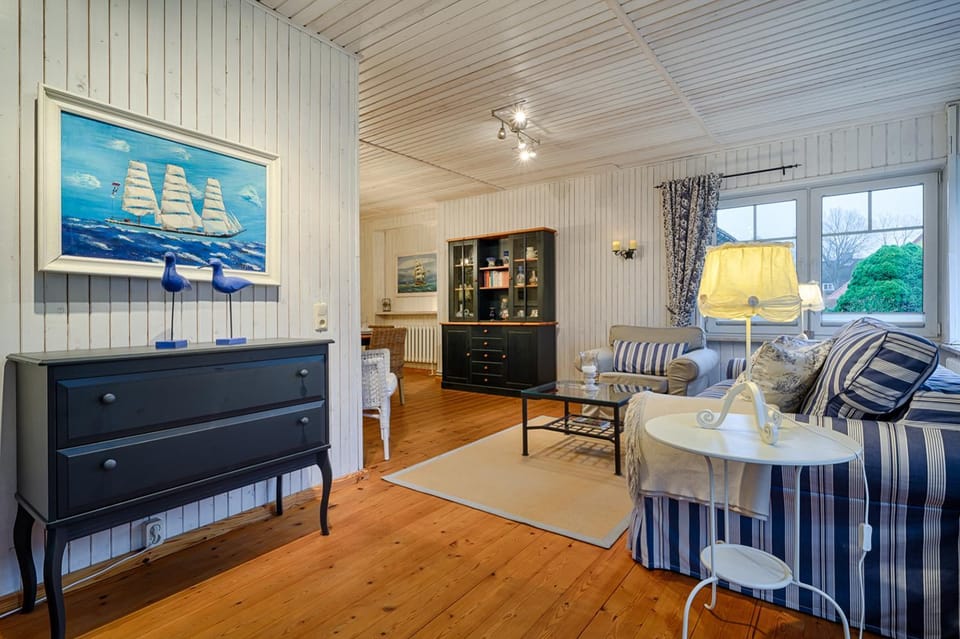 Kapitänssuite Apartment in Prerow