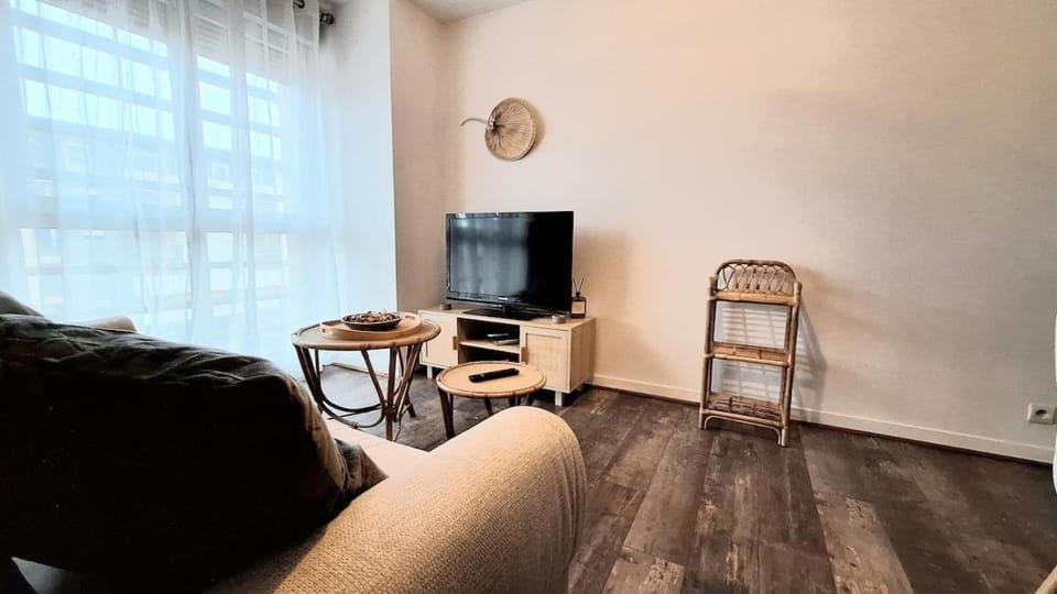 Appartement cosy, balcon et place privée Apartment in Le Mans