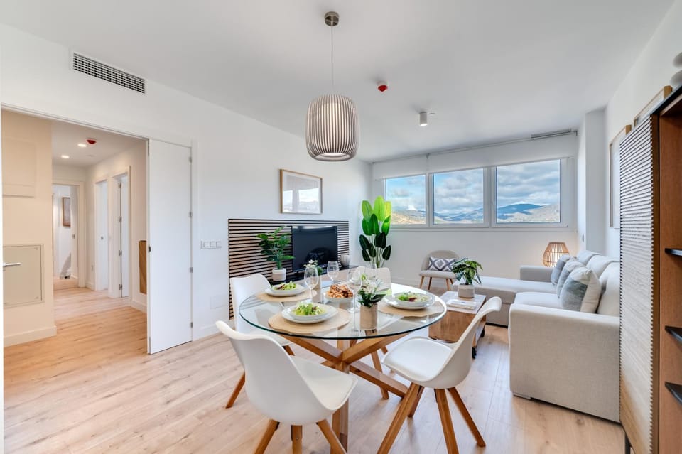 Living room, Seating area, Dining area