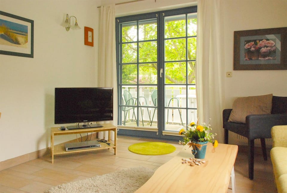 Eichenpark Haus 4 Wohnung 8 Apartment in Prerow