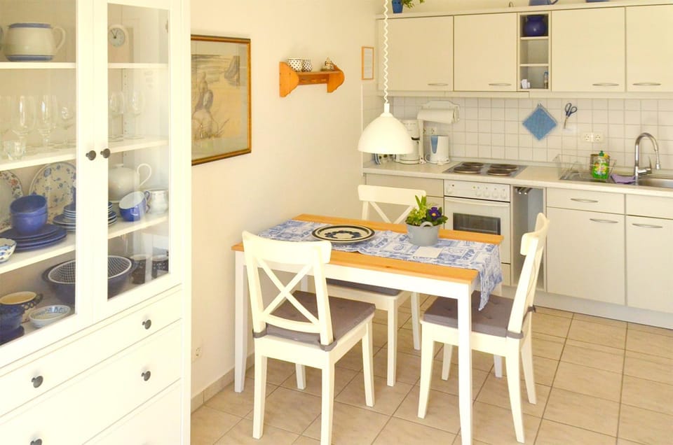 Eichenpark Haus 4 Wohnung 6 Apartment in Prerow