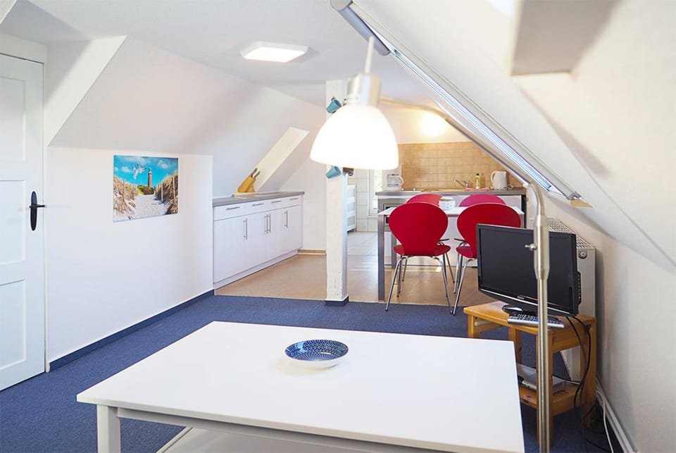 Haus Anna Wo 3 Apartment in Prerow