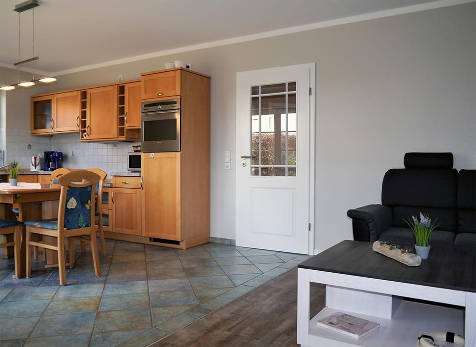 Im Grünnen Wo 2 Apartment in Prerow