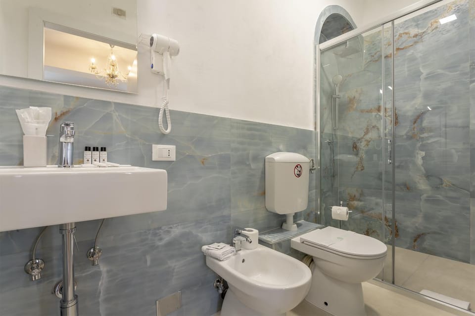 Relais Sampaoli Bed and Breakfast in Florence