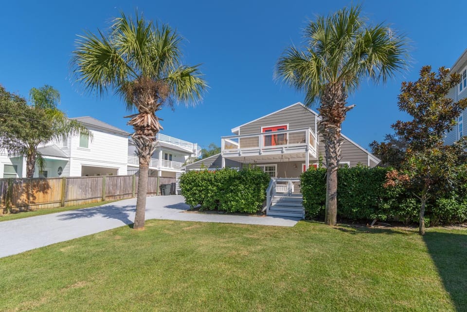 Leaning Palms House in South Walton County