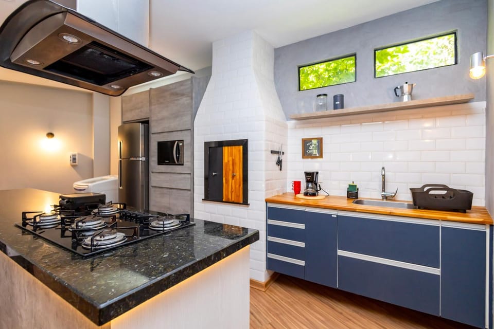 BBQ facilities, Kitchen or kitchenette