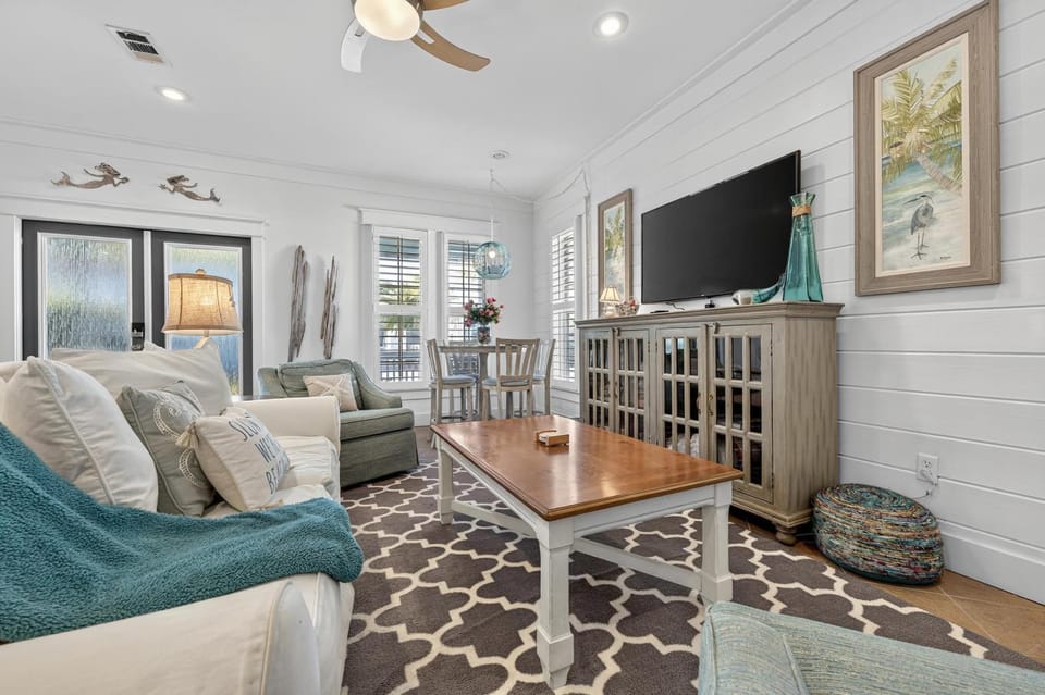 Cute as a Button House in Rosemary Beach