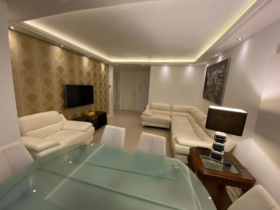 Wimbledon lodge Apartment in London