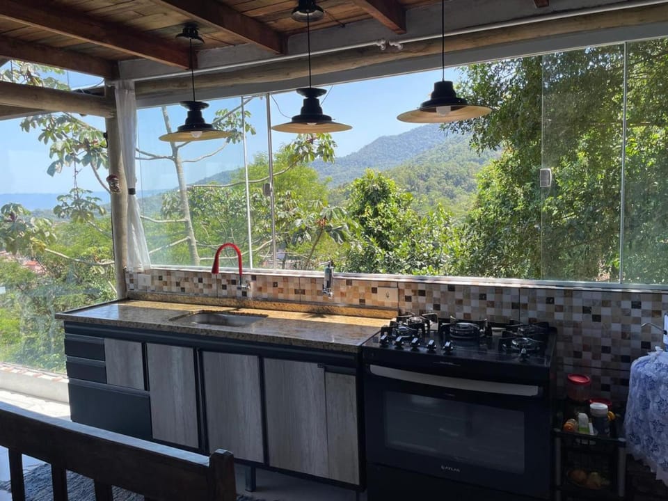Kitchen or kitchenette, Mountain view