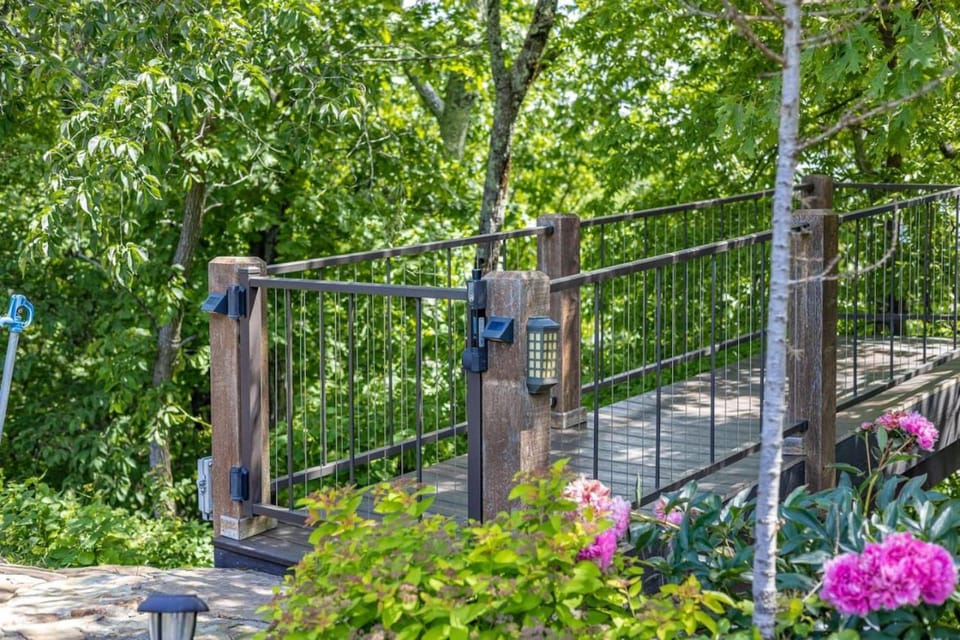 Canyon View Treehouse- Relaxing Getaway in Jasper with an Amazing View House in Buffalo River