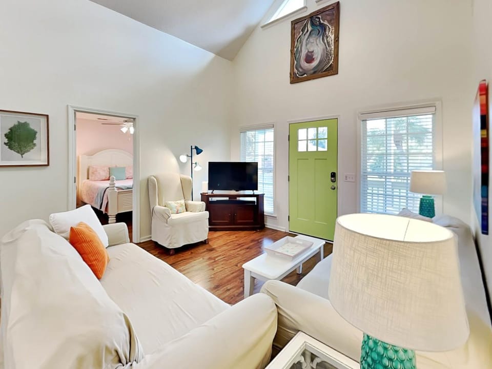 Back River Bungalow House in Tybee Island