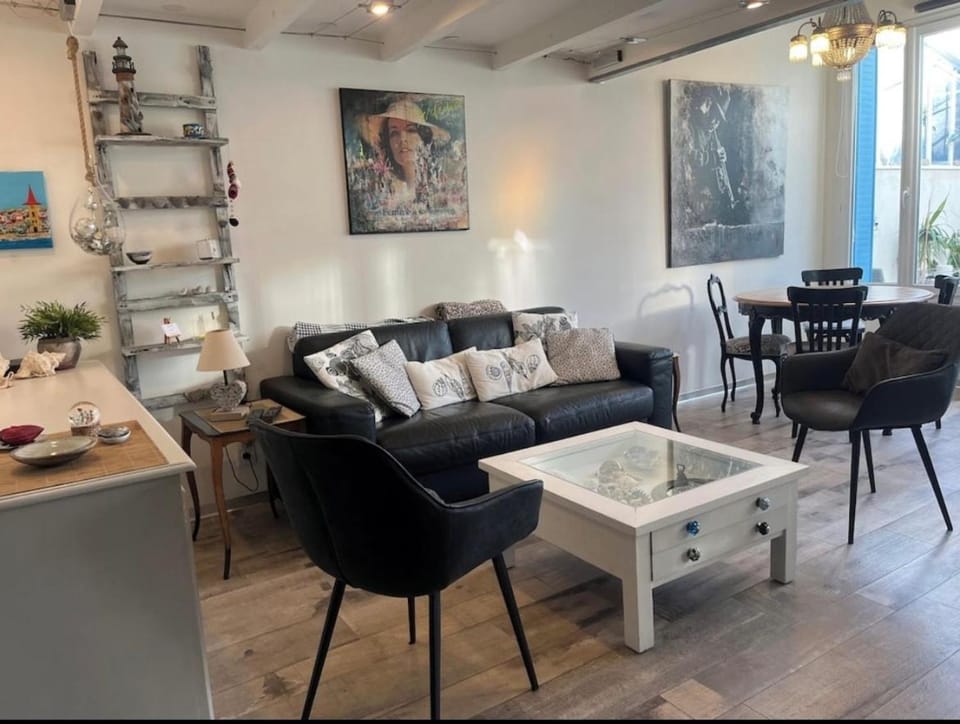Maison de pêcheur atypique Villa in Cagnes-sur-Mer