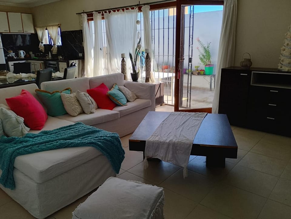 Tu casa ideal para el verano en Necochea cerca de la playa y del parque House in Necochea