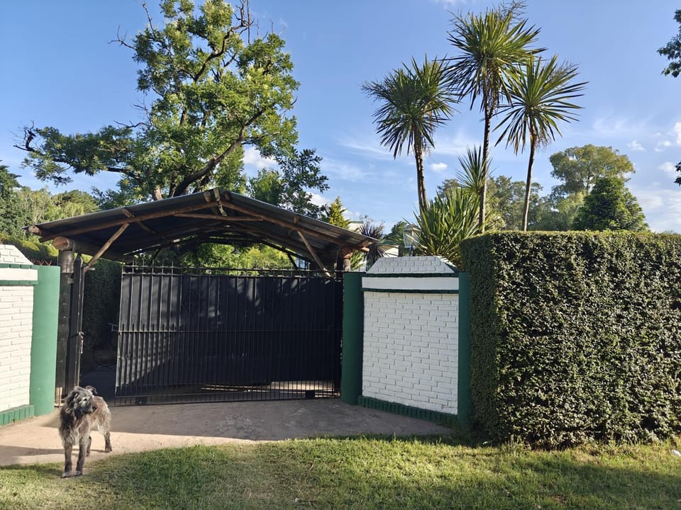 La Paz Casa de Campo House in Buenos Aires Province