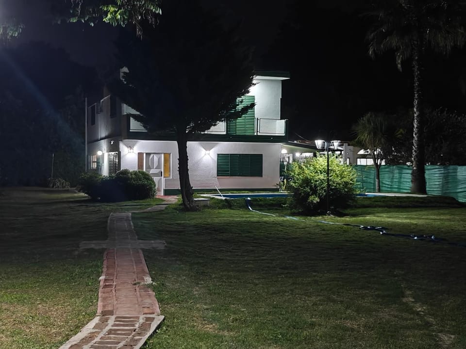 La Paz Casa de Campo House in Buenos Aires Province