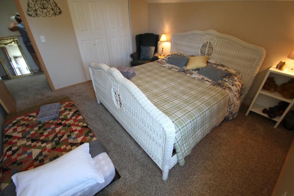 This is a repeat listing Pls remove Villa in Moses Lake