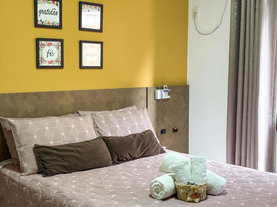 Quarto 2 - Hospedagem com café da manhã delicioso Bed and Breakfast in Bombinhas