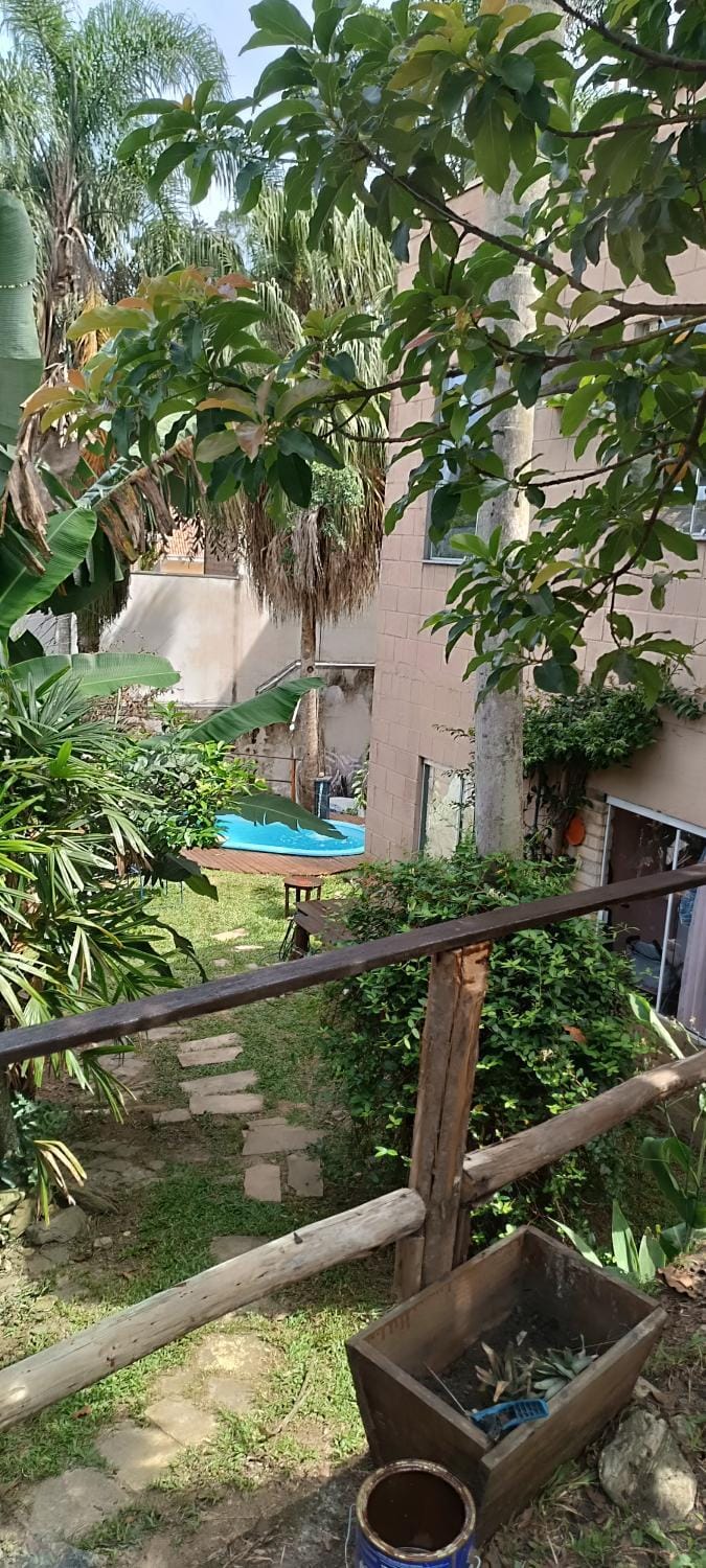 Casa para família curtir o Verao na praia de Cabecudas com piscina e quintal amplo House in State of Santa Catarina
