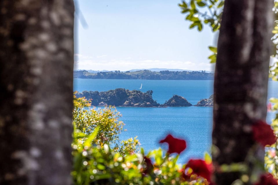 An Escape for the Senses House in Auckland Region
