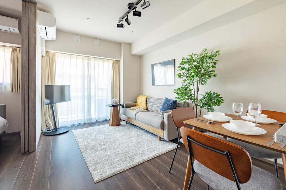 TV and multimedia, Living room, Dining area