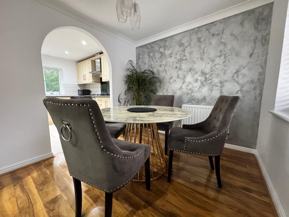 A luxurious coach house Apartment in Colchester