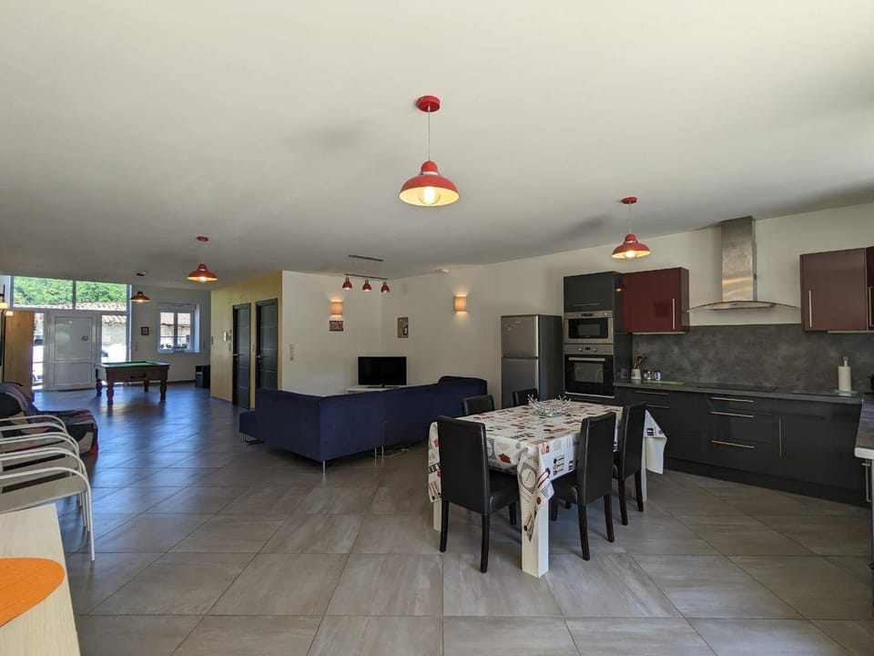 Gîte rénové et moderne avec Wi-Fi, calme et confort près de Ligny-en-Barrois - FR-1-585-160 House in Grand Est