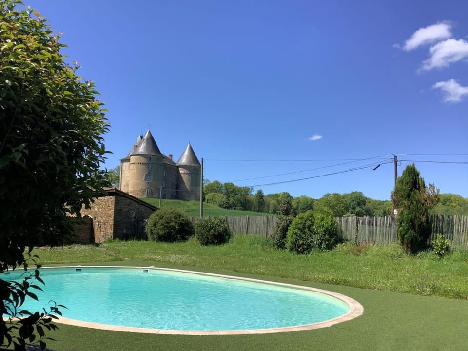 La feuillardière House in Nouvelle-Aquitaine