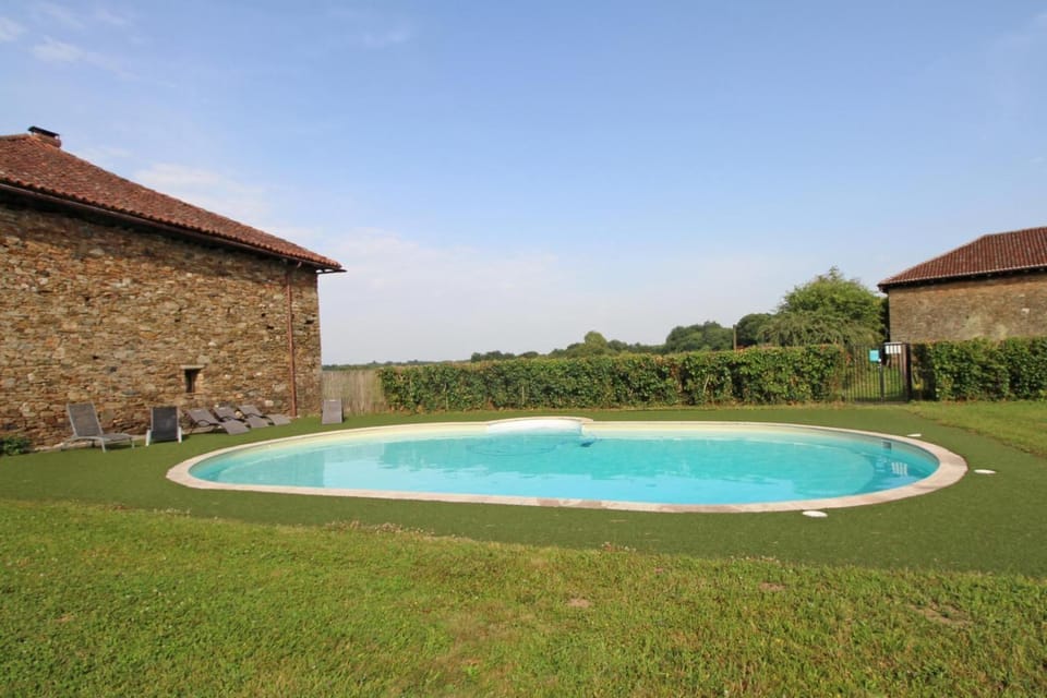 La feuillardière House in Nouvelle-Aquitaine