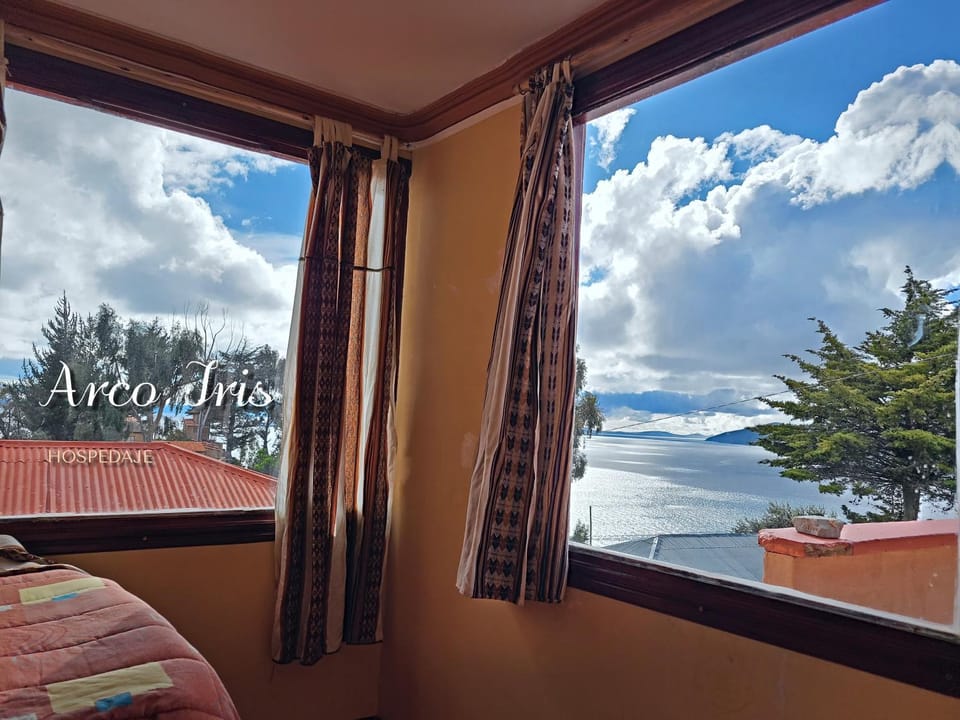 Day, Bedroom, Lake view