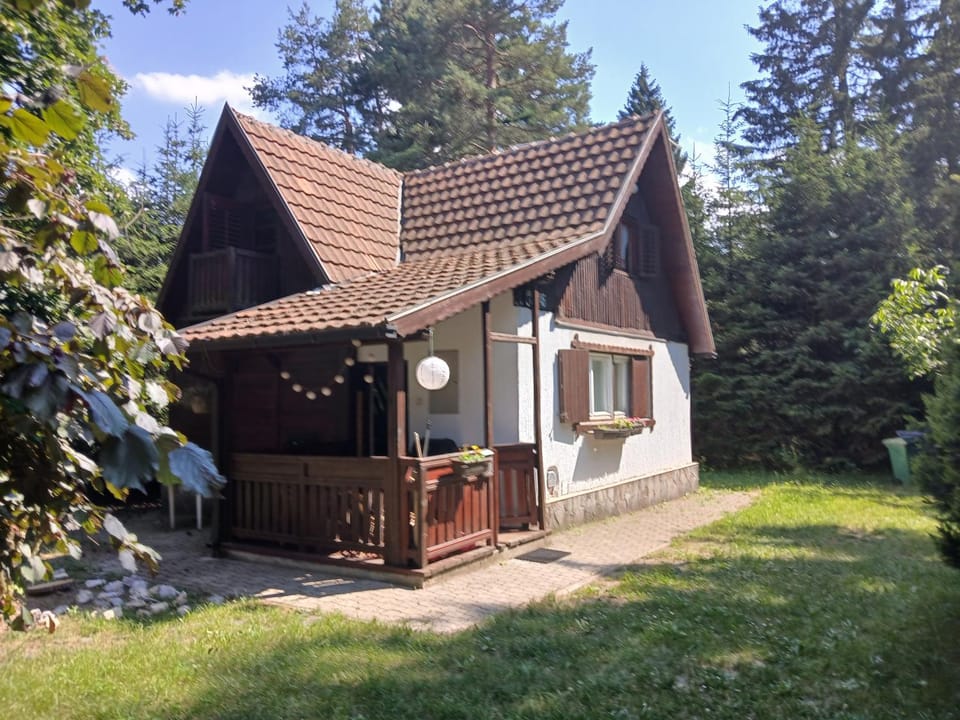 Property building, Day, Summer