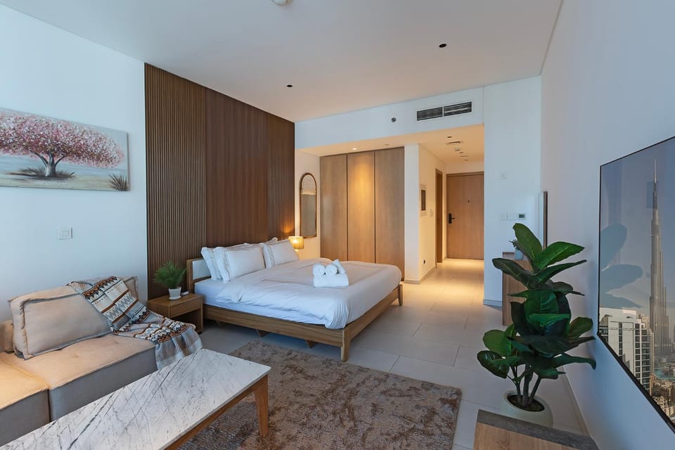 Burj & Beyond - Luxury Stay with Burj Khalifa View Apartment in Dubai