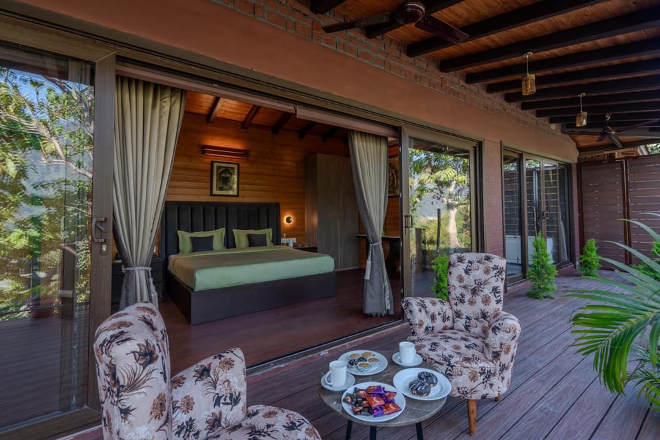 Patio, Bed, Day, Garden, View (from property/room), Balcony/Terrace, Living room, Photo of the whole room, Seating area, Bedroom, Garden view