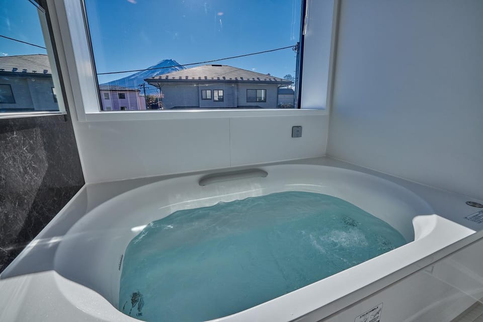 Bathroom, Bath