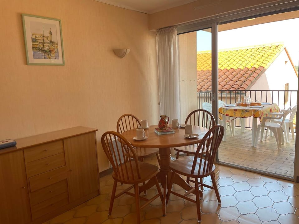 Balcony/Terrace, Dining area
