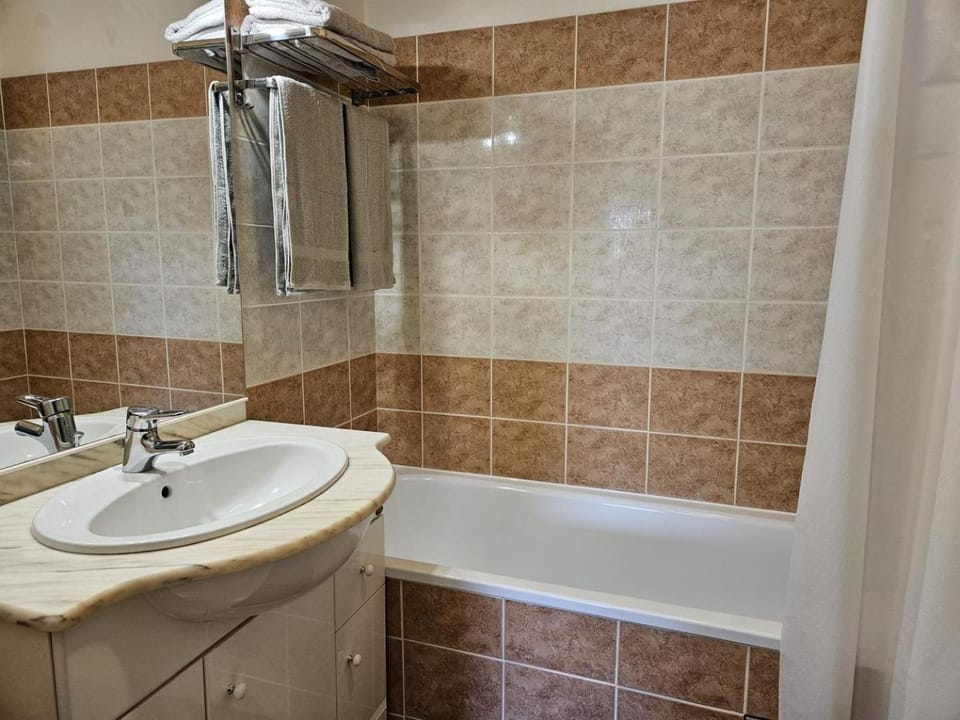 T1 - 160 bed - city center Apartment in Toulouse