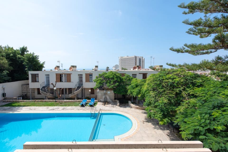 Garden, Swimming pool, Swimming pool