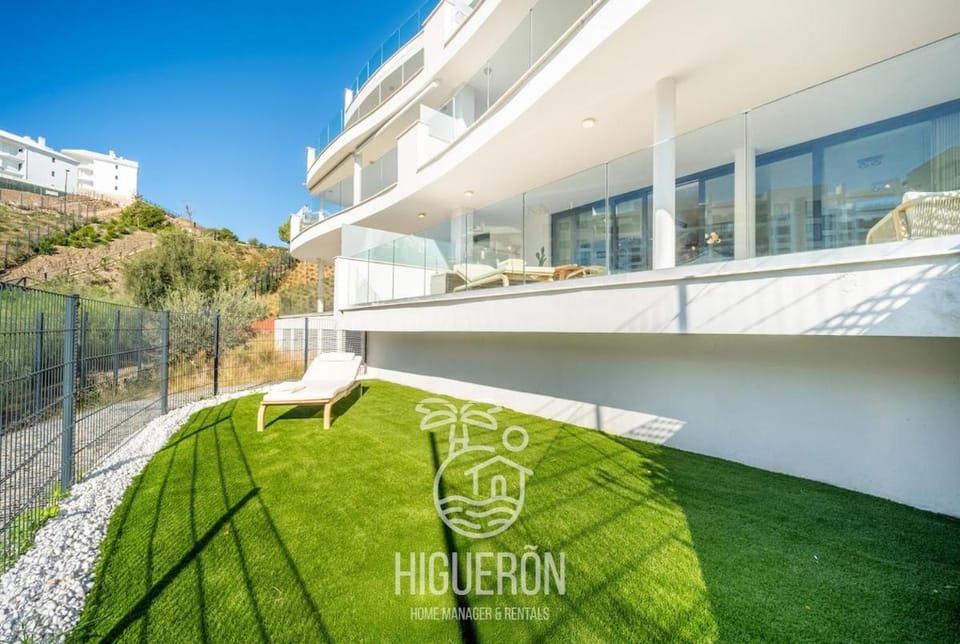 HigueronRentals Sandalo Apartment in Costa del Sol