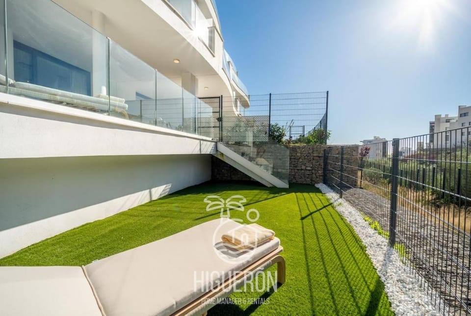HigueronRentals Sandalo Apartment in Costa del Sol