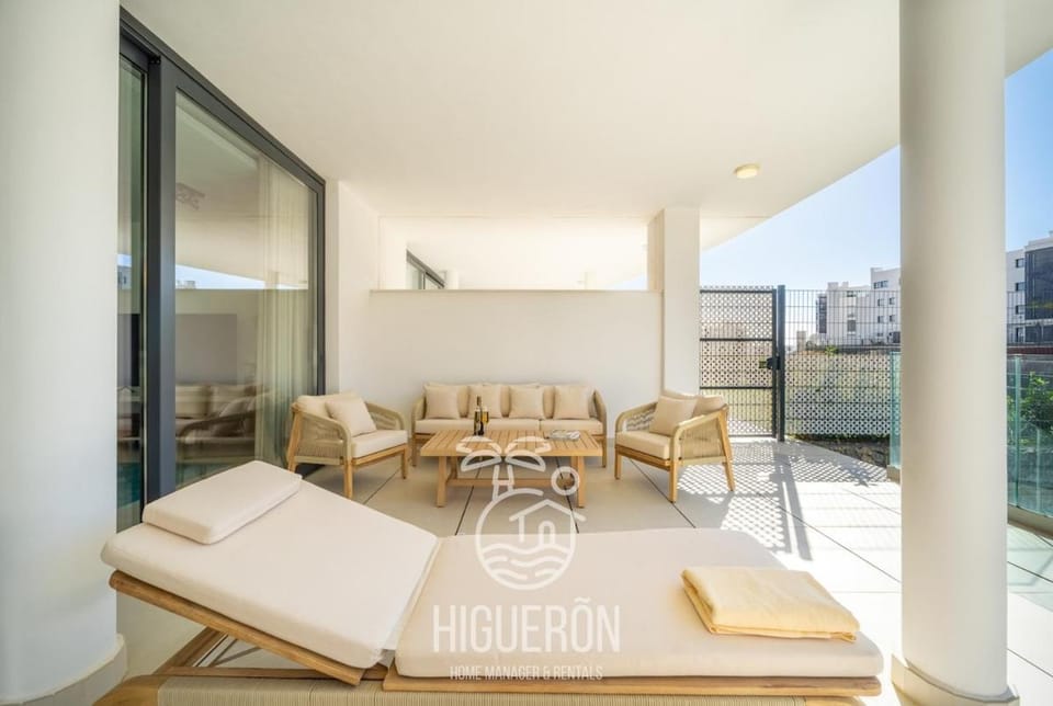 HigueronRentals Sandalo Apartment in Costa del Sol