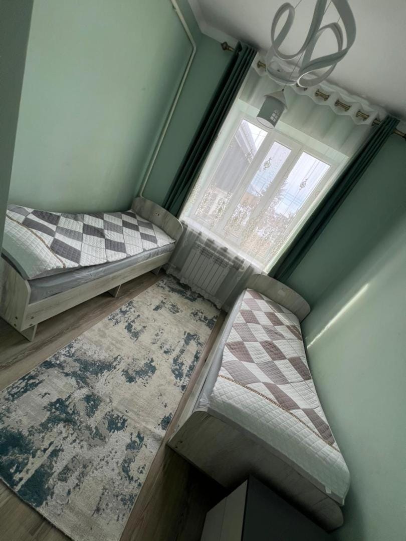 Photo of the whole room, Bedroom